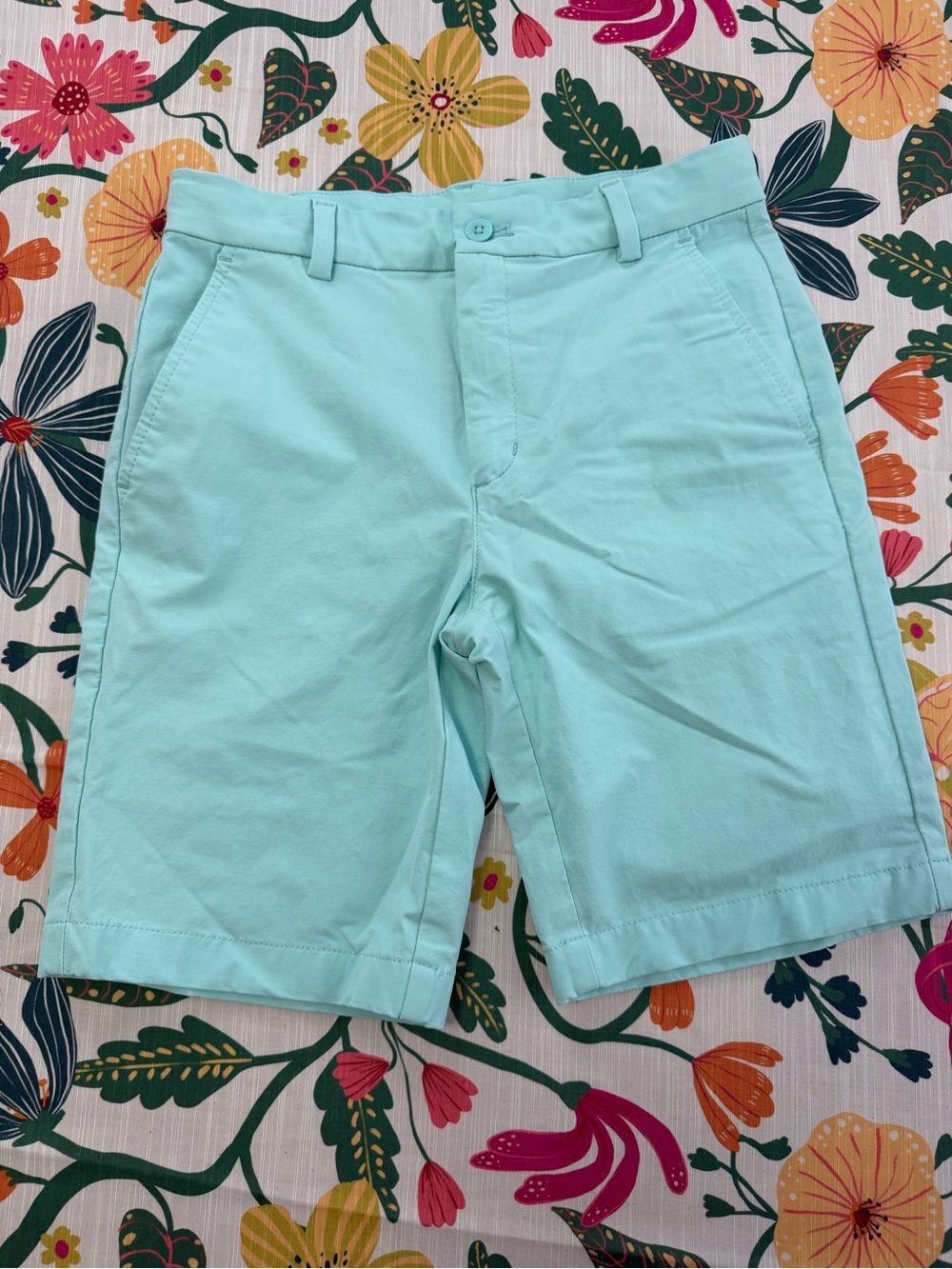 Vineyard Vines Boys Performance Front Shorts bright blue size 12